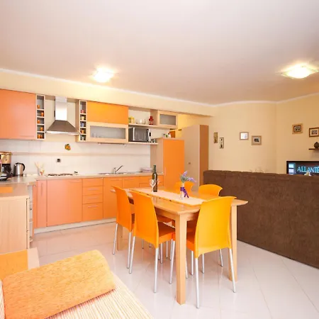 Apartament Lovorka